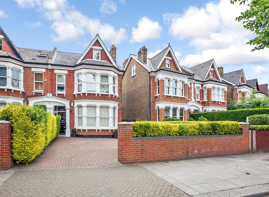 Property for Sale in SE6 Robinson Jackson