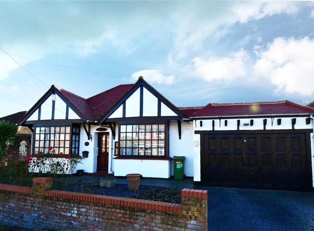 Bungalow for Sale in Orpington Robinson Jackson
