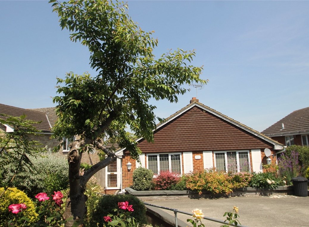 Bungalow for Sale in Strood Robinson Jackson