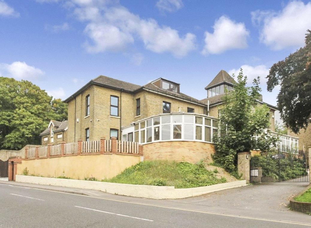 Property for Sale in Strood Robinson Jackson