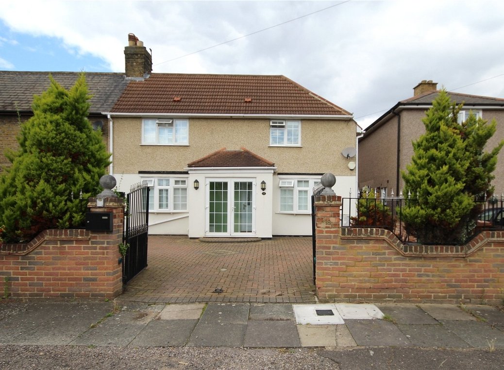 Property for Sale in Welling Robinson Jackson