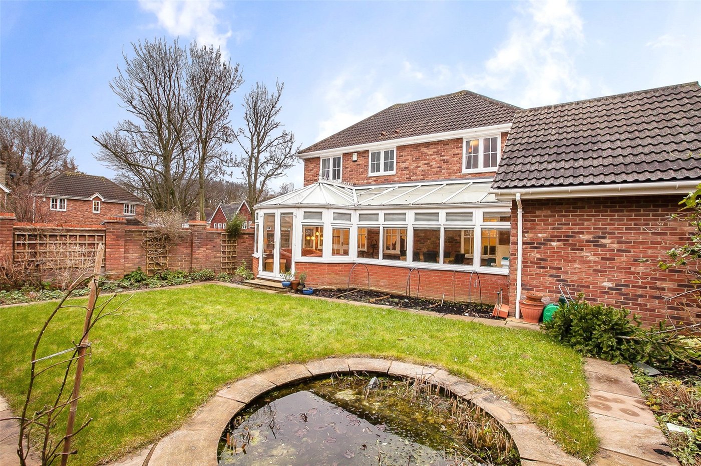 House for sale in Holly Gardens, Barnehurst, Kent, DA7 Robinson Jackson