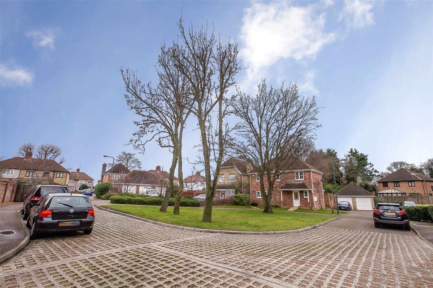 House for sale in Holly Gardens, Barnehurst, Kent, DA7 Robinson Jackson